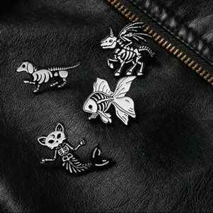4 piece set black skull Gothic Style fish dog enamel pin brooch charm purse bag